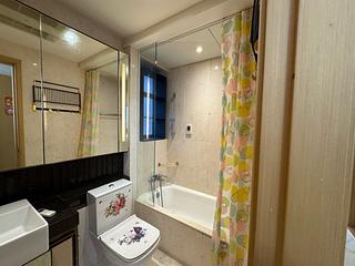 Tseung Kwan O - The Papillons Block 3 03