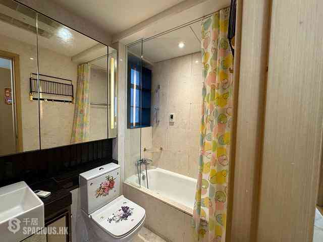 Tseung Kwan O - The Papillons Block 3 03