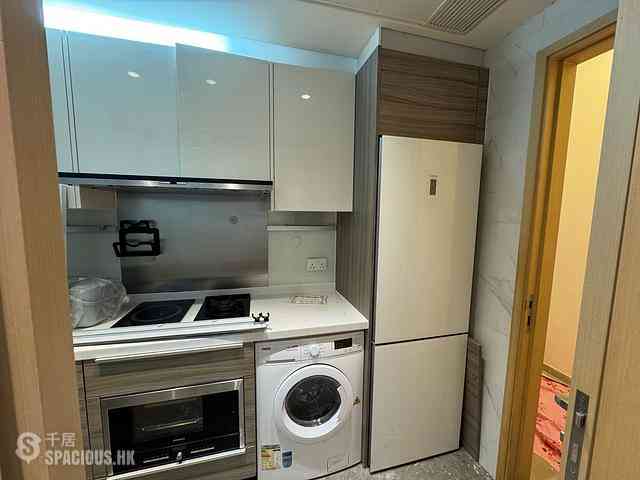 Tseung Kwan O - The Papillons Block 3 07