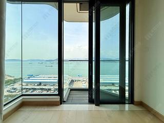 Shek Tong Tsui - Upton 04