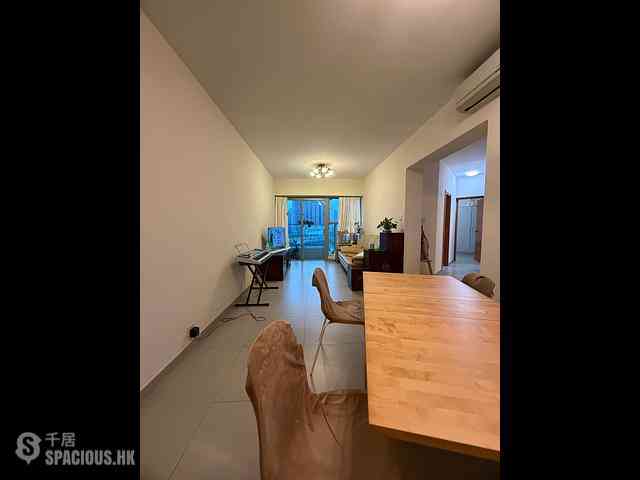 Tung Chung - Coastal Skyline Phase 1 Block 3 01