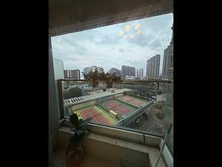 Tung Chung - Coastal Skyline Phase 1 Block 3 03