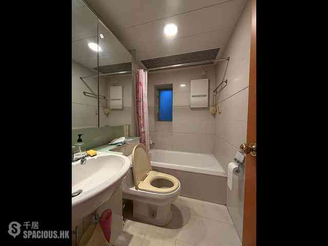 Tung Chung - Coastal Skyline Phase 1 Block 3 06