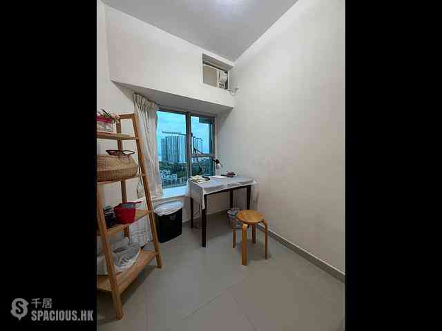 Tung Chung - Coastal Skyline Phase 1 Block 3 07