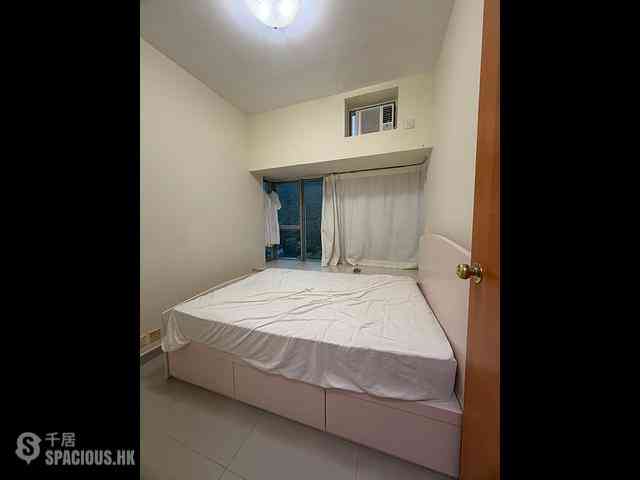 Tung Chung - Coastal Skyline Phase 1 Block 3 08