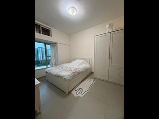 Tung Chung - Coastal Skyline Phase 1 Block 3 09