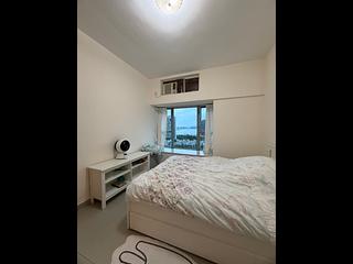 Tung Chung - Coastal Skyline Phase 1 Block 3 11