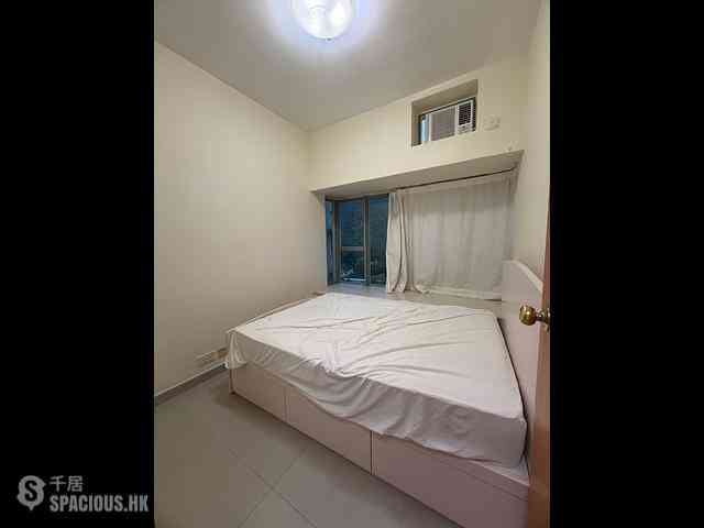 Tung Chung - Coastal Skyline Phase 1 Block 3 12