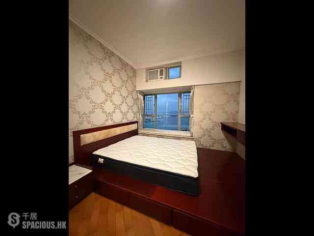 Tung Chung - Coastal Skyline Phase 1 Block 3 11