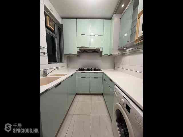 Tung Chung - Coastal Skyline Phase 1 Block 3 02