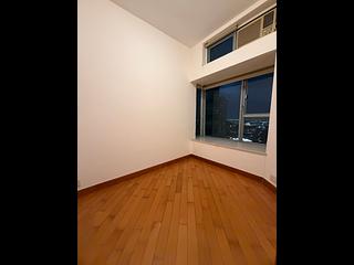Tung Chung - Coastal Skyline Phase 1 Block 3 05