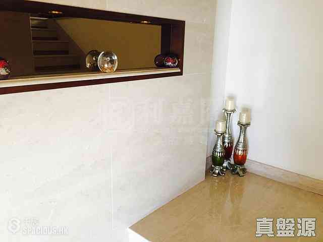 Ting Kok - The Beverly Hills Phase 1 Boulevard du Palais (Seventh Avenue) 02