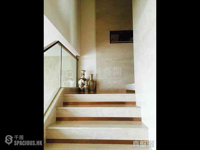 Ting Kok - The Beverly Hills Phase 1 Boulevard du Palais (Seventh Avenue) 06