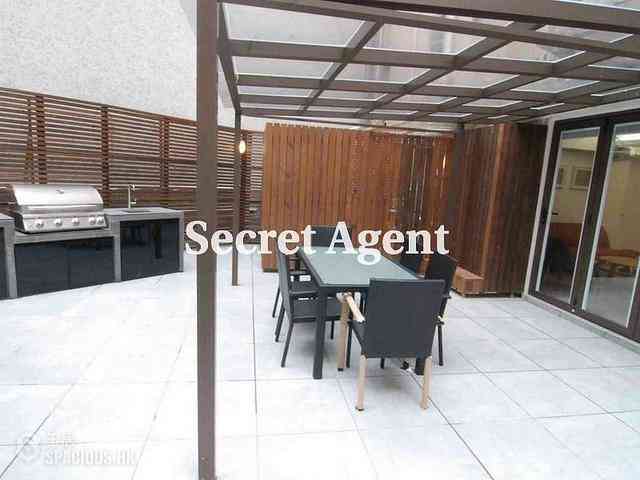 Sai Ying Pun - Golden Phoenix Court 02