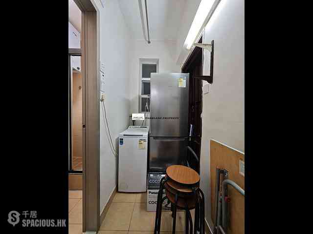 Wan Chai - Gold Harbour Mansion 06