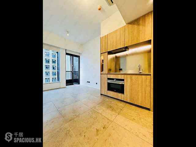 Sai Ying Pun - Bohemian House 01