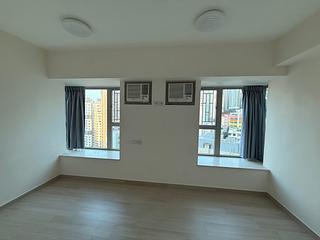 Sai Ying Pun - Centre Place 03