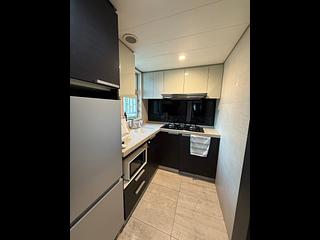 Sai Ying Pun - Centre Place 07