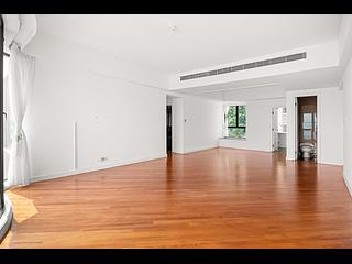 Mid Levels Central - The Harbourview 06