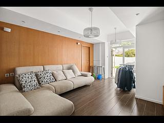 Pok Fu Lam - King's Court 03