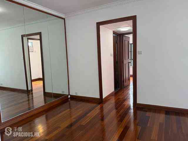 Sai Ying Pun - Kwong Fung Terrace 06