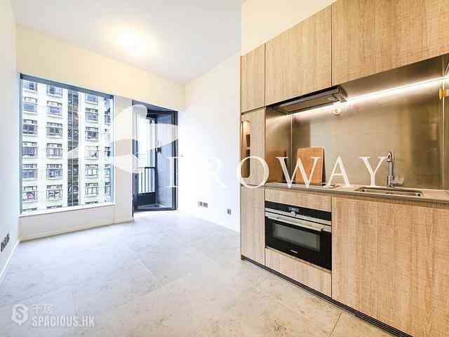 Sai Ying Pun - Bohemian House 01