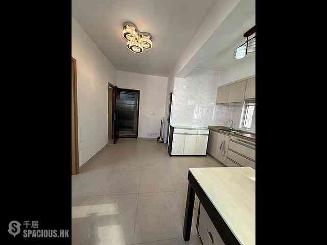 Kennedy Town - Ka Ming Building 03