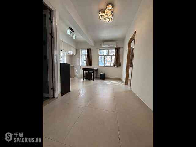 Kennedy Town - Ka Ming Building 04