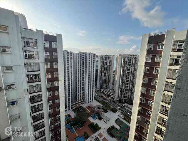 Tai Koo Shing - Tai Koo Shing Sing Fai Terrace Hoi Sing Mansion 01