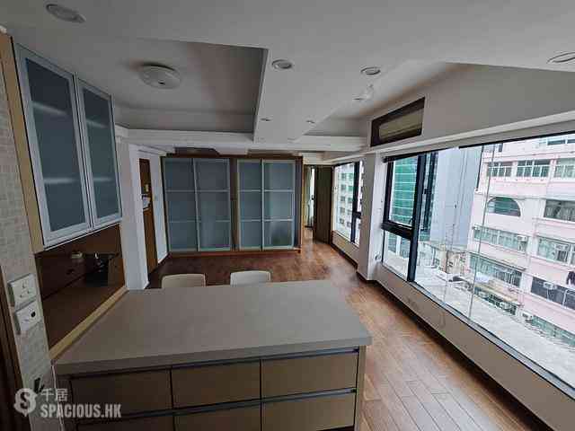 Wan Chai - Ming Yan Mansion 06