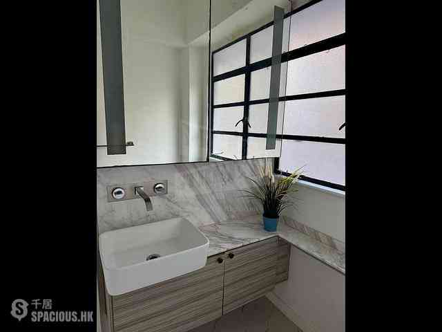 Sai Ying Pun - Fook On Building 08