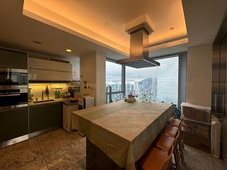 West Kowloon - The Cullinan (Tower 21 Zone 1 Sun Sky) 04
