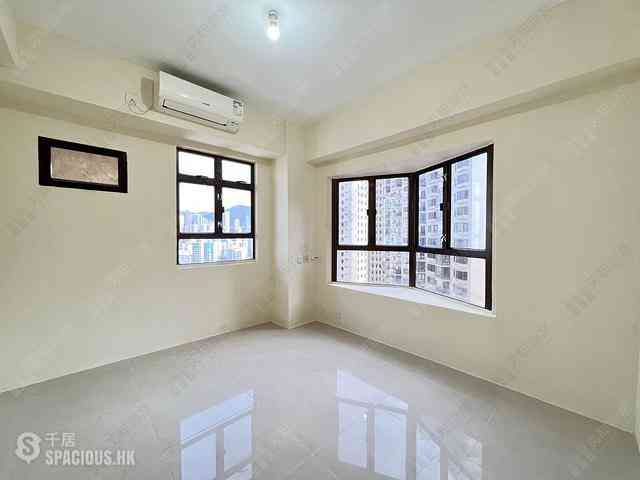 Wan Chai - Wing Way Court 03
