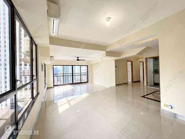 Wan Chai - Wing Way Court 09