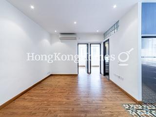 Causeway Bay - Lai Yuen Apartments 04