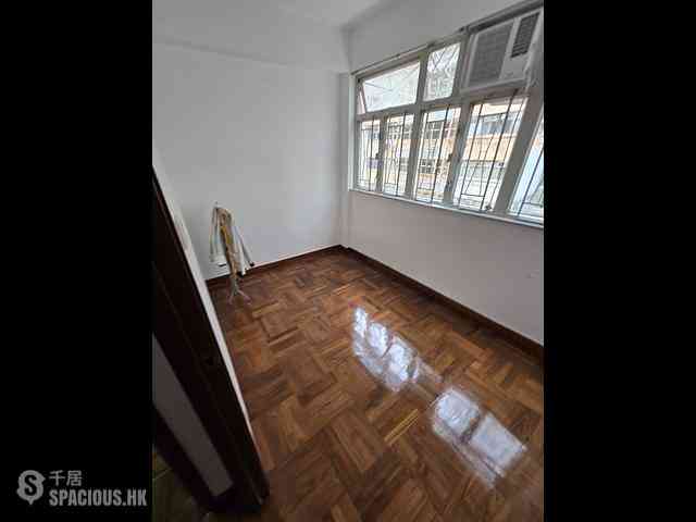 Wan Chai - Chung Nam Mansion 10