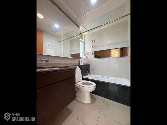 Tung Chung - Coastal Skyline Phase 4 Le Bleu Deux Block 7 04