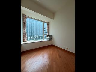 Tung Chung - Coastal Skyline Phase 4 Le Bleu Deux Block 7 05