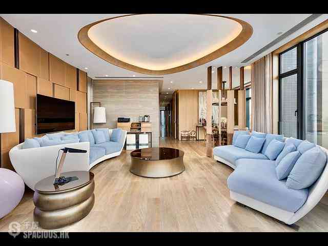 Mid Levels Central - Gramercy 10