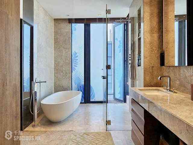 Mid Levels Central - Gramercy 24