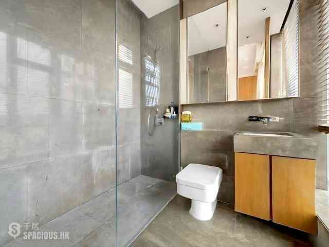 Mid Levels Central - Gramercy 31