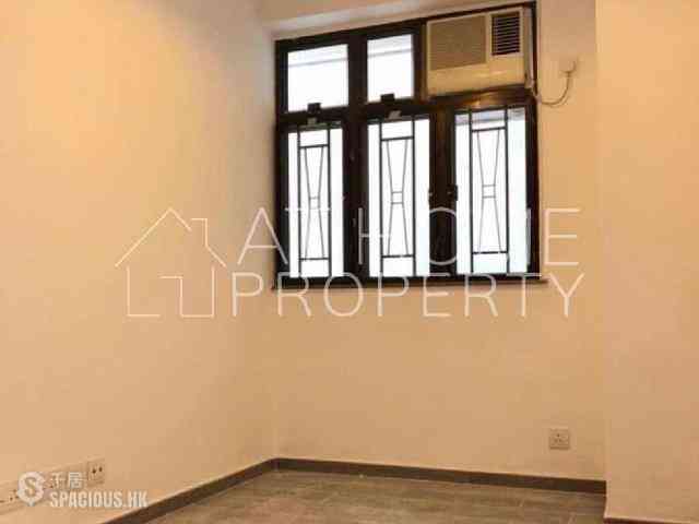 Sheung Wan - Lee Fung Building 01