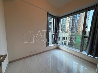 Sai Ying Pun - King's Hill 04