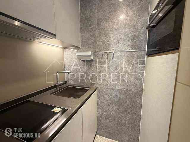 Sai Ying Pun - 15 Western Street 04