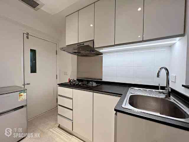 Sheung Wan - Wing Fai Building 05