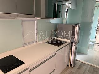 Mid Levels Central - Good View Court 06