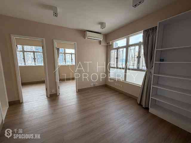 Sai Ying Pun - King Ming Mansion 01