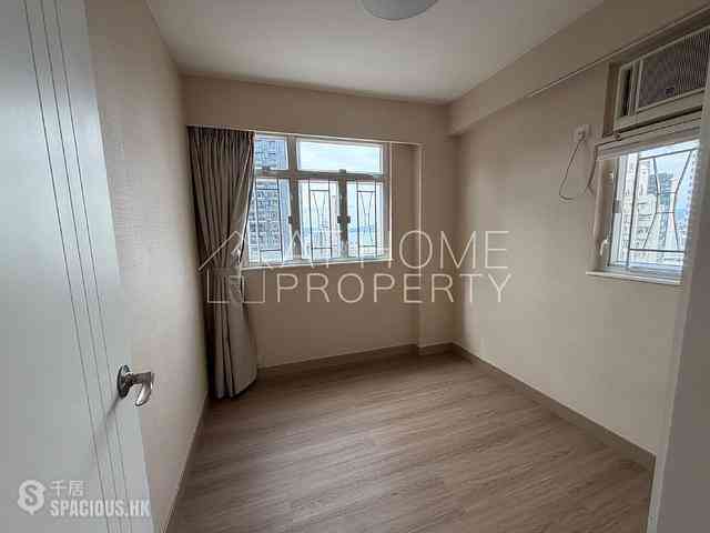 Sai Ying Pun - King Ming Mansion 03
