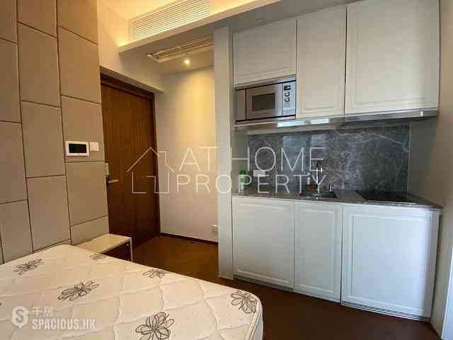 Shek Tong Tsui - One South Lane 04