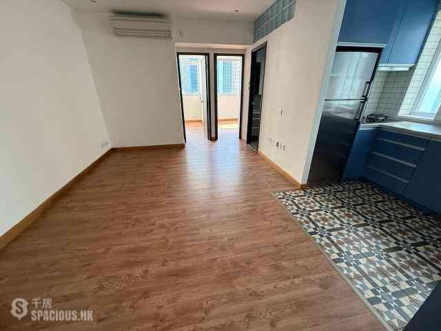 Causeway Bay - Lai Yuen Apartments 01